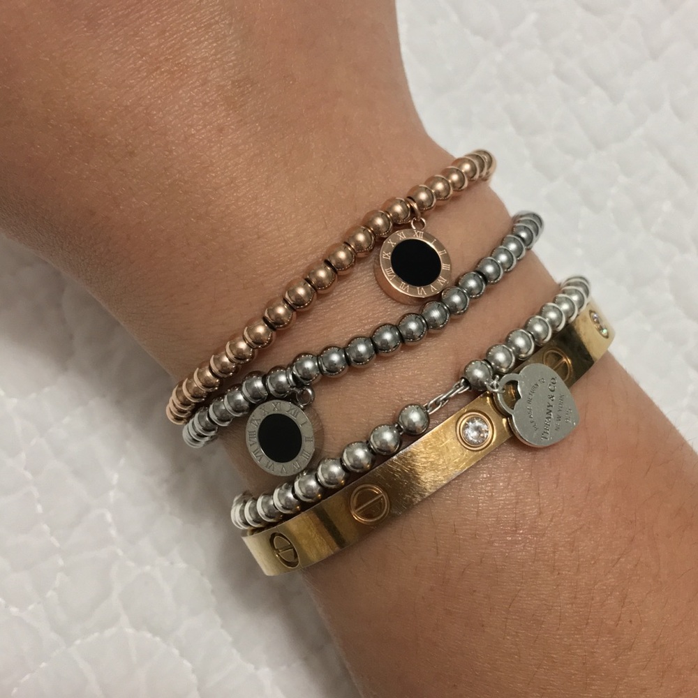 Roman numeral stretch bracelet